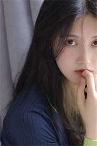小糊咖重生后抱紧八块腹肌大佬