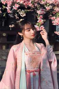 我，天命反派，无敌从碾压男主开始