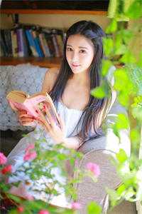 免费小说在哪看秘书撩拨上瘾，偏执霸总甘做裙下臣(温清离顾霆尧)_秘书撩拨上瘾，偏执霸总甘做裙下臣温清离顾霆尧最热门小说
