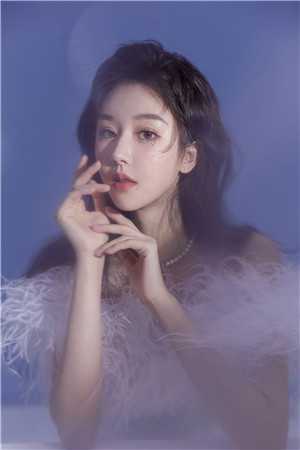 免费小说在线阅读人在军训，校花送礼让我成了全校公敌(秦御虞楠笙)_人在军训，校花送礼让我成了全校公敌秦御虞楠笙热门完结小说