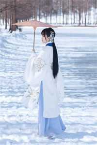 开局绑定女友，我靠和她贴贴成首富顾里沈林溪全文免费小说_完整版小说开局绑定女友，我靠和她贴贴成首富(顾里沈林溪)
