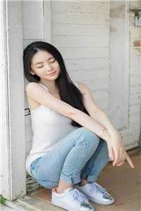 宝宝，乖，他低声诱哄