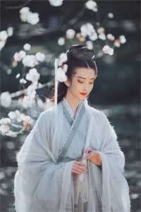 全本完结小说穿成反派后，我收获兽人夫君(墨凛慕卿卿)_穿成反派后，我收获兽人夫君(墨凛慕卿卿)最新完结小说推荐