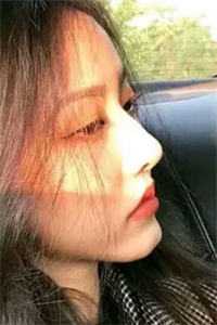 恋爱日常：和美女校花的自驾游