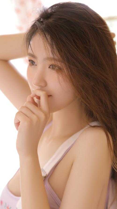 我有99个大佬师父，下山即无敌