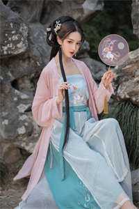 穿成嫡女，惹上疯批后她招架不住了(谢婉李彧)热门网络小说_免费小说免费阅读穿成嫡女，惹上疯批后她招架不住了(谢婉李彧)