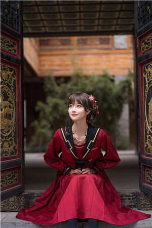 我死遁离开后，女主们全疯了
