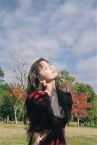 《疯狂舍友，V我50》许娇娇秦始皇免费小说在哪看_最热门小说《疯狂舍友，V我50》(许娇娇秦始皇)