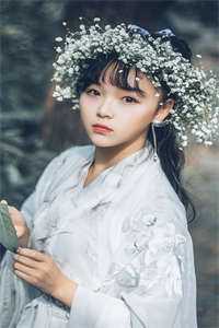 一别经年曲已散