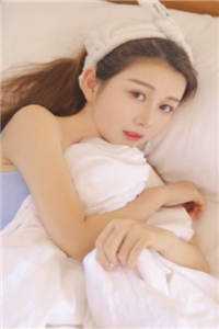 八零凝脂美人，嫁个军人带带崽(陆曼曼周秉)抖音热文_《八零凝脂美人，嫁个军人带带崽》最新章节免费在线阅读